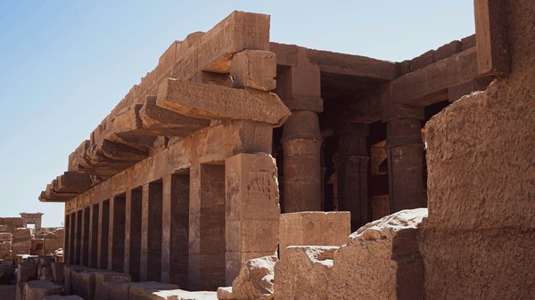 Comment préparer un voyage pour explorer les temples antiques de Louxor, Égypte ?
